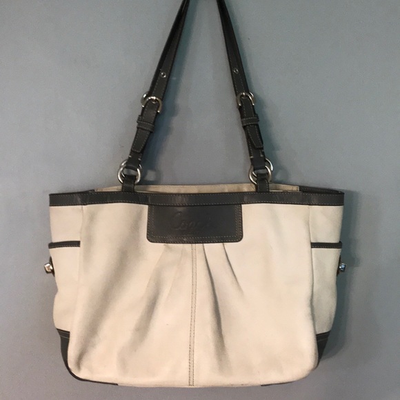 Coach Handbags - Vintage Coach Purse